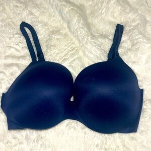 Victorias Secret Push Up Bra 34DDD